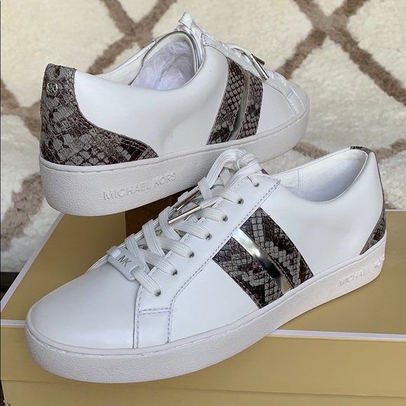 MICHAEL KORS CATELYN STRIPE LACE UP NAPPA PU PEARL - Picture 5 of 16